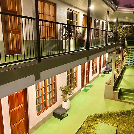 Tupa Hotel Iguazu Puerto Iguazú Dış mekan fotoğraf