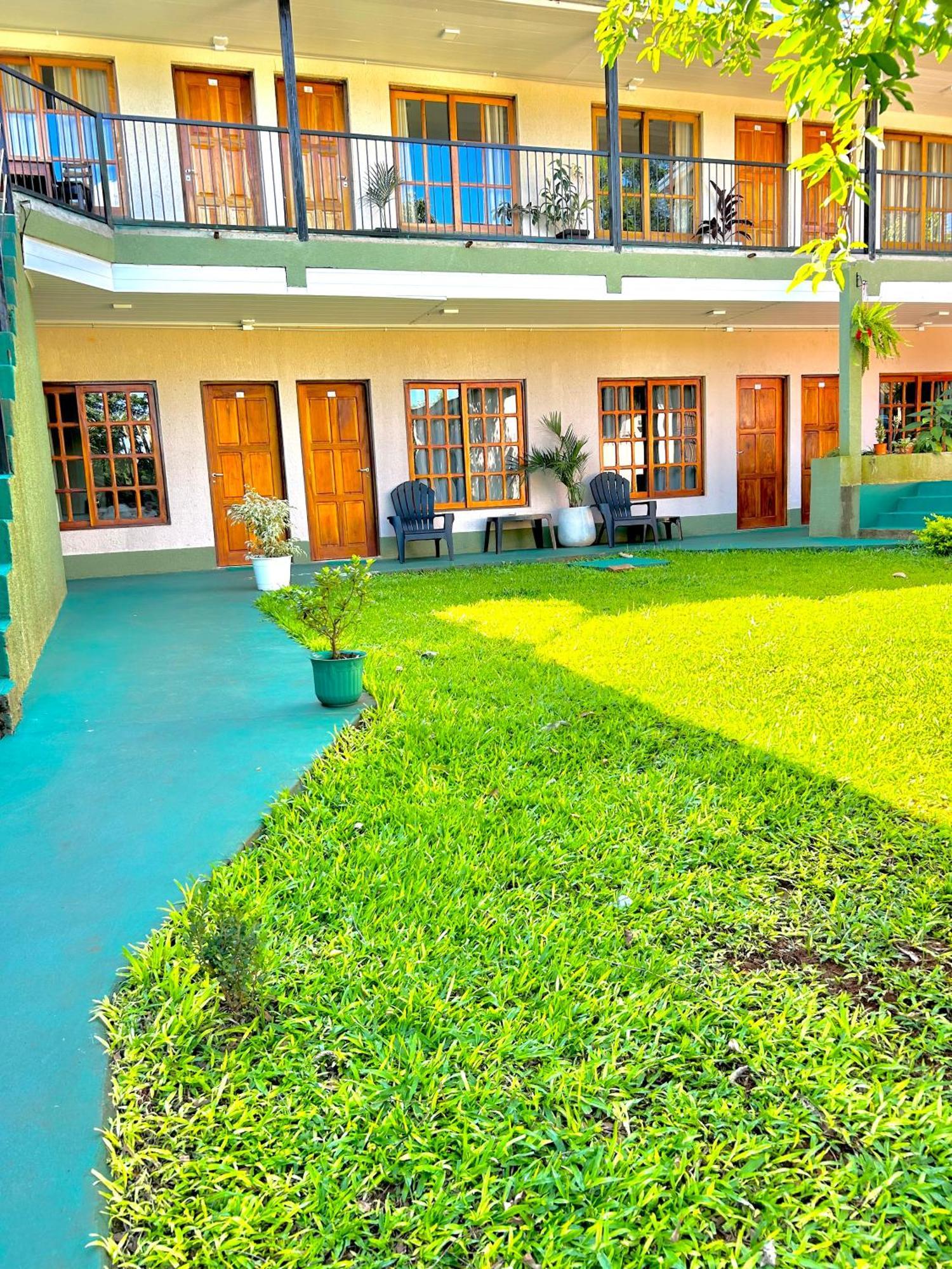 Tupa Hotel Iguazu Puerto Iguazú Dış mekan fotoğraf